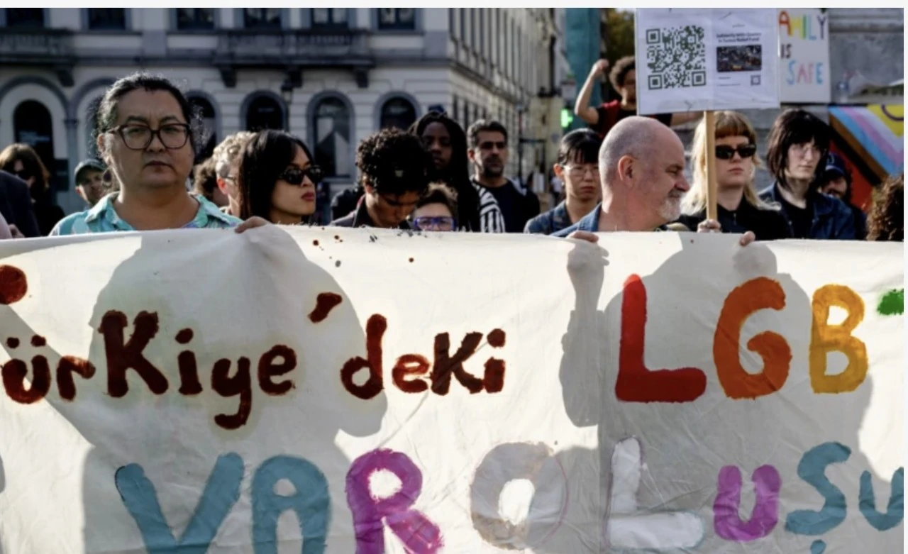 AKPM'den T&uuml;rkiye'ye LGBTİ+ &ccedil;ağrısı: 'Baskı ve şiddete son verilmeli'