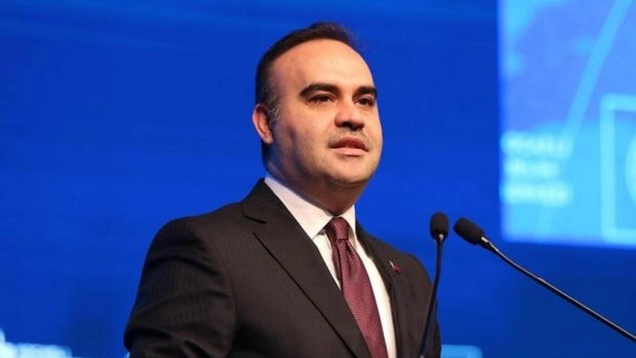 Bakan Kacır, 7 &uuml;lkenin b&uuml;y&uuml;kel&ccedil;ilerini ağırladı: Yatırım ve teknoloji konuları masada!