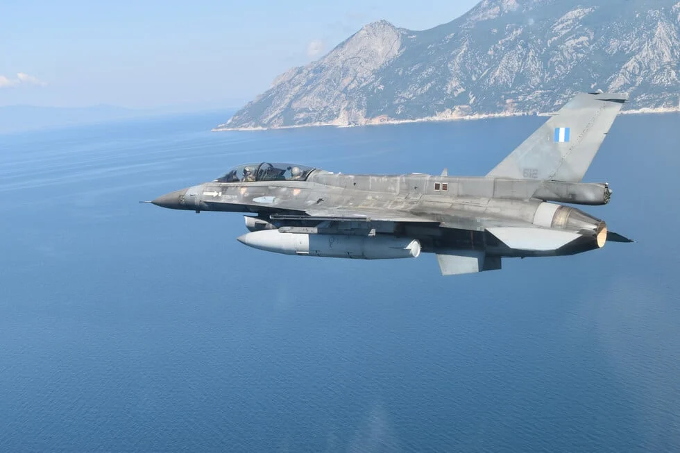 EGE'DE GERİLİM. YUNAN F-16'LARI, T&Uuml;RK İNSANSIZ İHA'LARA karşı