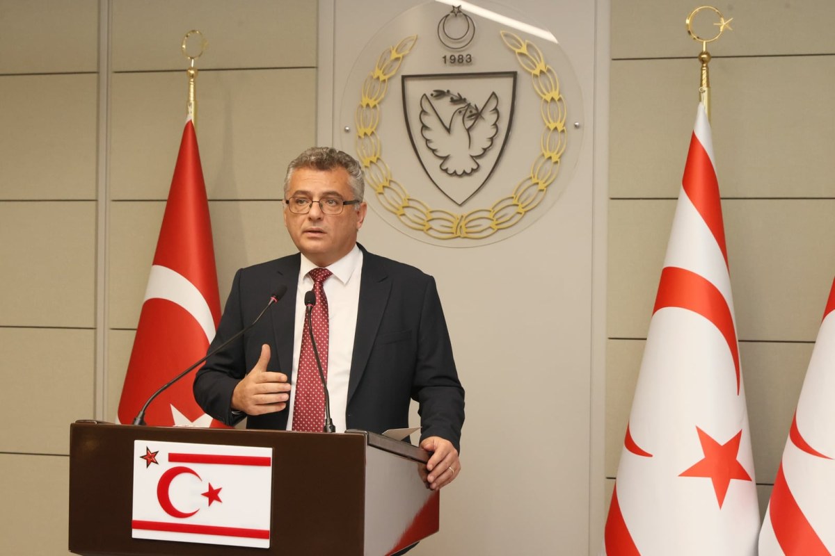 KKTC Cumhurbaşkanı Erh&uuml;rman: Diplomasiden ve diyalogdan ka&ccedil;mayacağız