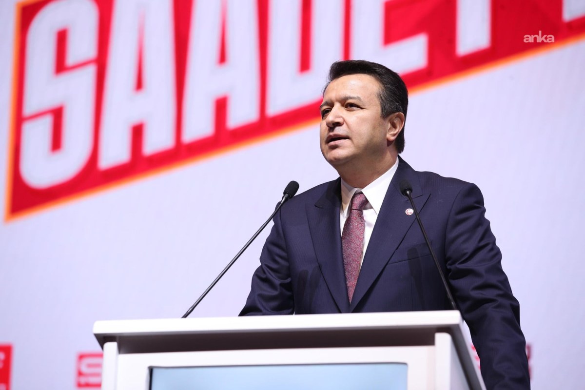 Mahmut Arıkan'dan Davutoğlu'na soruşturma a&ccedil;ılmasına tepki: "Siyasi eleştiriler yargının konusu değil, siyasetin g&uuml;ndemidir"