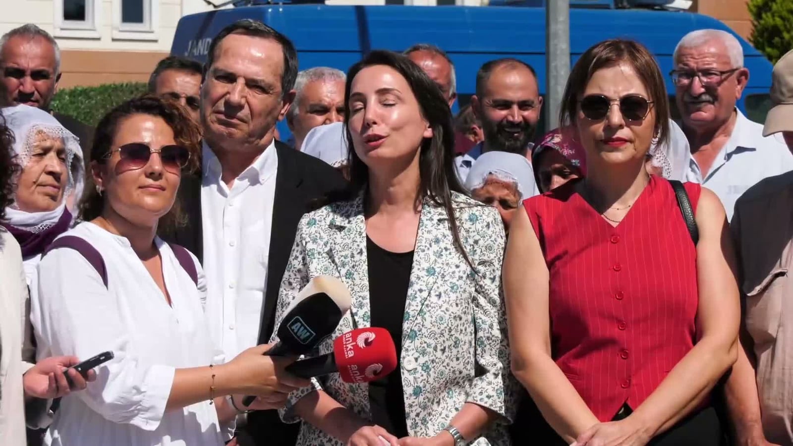 T&uuml;lay Hatimoğulları, Silivri&rsquo;den &ccedil;ağrı yaptı: &ldquo;Siyasi mahpuslar acilen serbest bırakılmalı&rdquo;