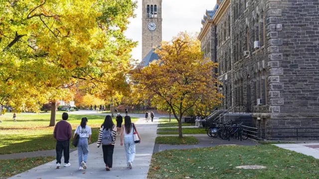 ABD savcıları, Cornell &Uuml;niversitesi'ndeki toplu tecav&uuml;z soruşturmasını yeniden a&ccedil;ıyor