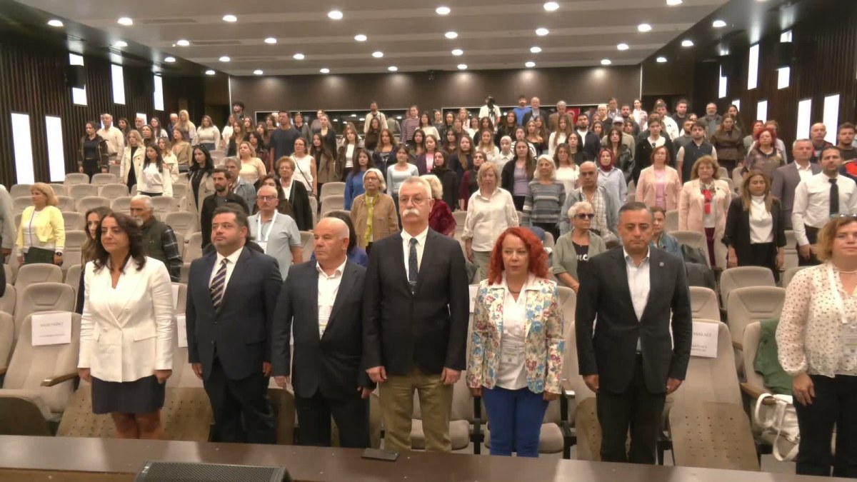 Afet ve acil durumlarda ileri yaştakilerin ihtiya&ccedil;ları İzmir&rsquo;de ele alındı