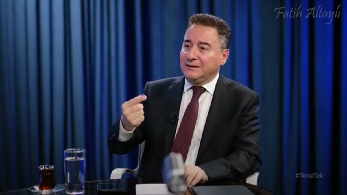Ali Babacan'dan 'fon krizi' değerlendirmesi: "Kadro değişmeden g&uuml;veni tekrar sağlamak m&uuml;mk&uuml;n değil"