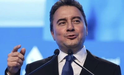 Ali Babacan: Mehmet Şimşek&rsquo;in sistem i&ccedil;indeki durumu zayıf, bu işlere m&uuml;dahale edecek g&uuml;c&uuml; yok
