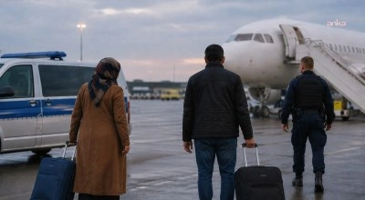 Almanya&rsquo;da &ccedil;ocukları korumaya alınan &ccedil;ift T&uuml;rkiye&rsquo;ye sınır dışı edildi