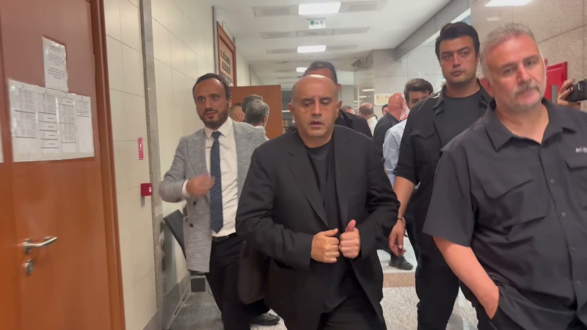 Aziz İhsan Aktaş&rsquo;a &ldquo;suikast iddiası&rdquo; davası&hellip; 8 tutuklu sanıktan 6&rsquo;sı hakkında tahliye kararı