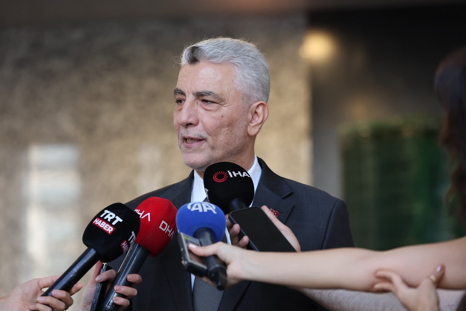 Bakan Bolat: T&uuml;rkiye-Katar ticaretini 5 milyar dolar hedefine y&uuml;kseltmekte kararlıyız