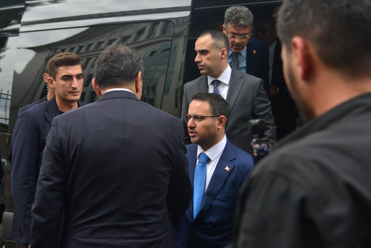 Bakan G&uuml;rlek: Yargılamalar kısa s&uuml;rede sonu&ccedil;landırılacak (2)