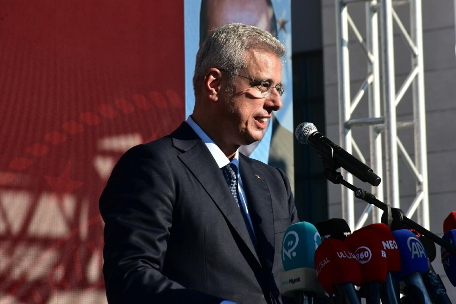 Bakan Memişoğlu: İzmir&rsquo;e ikinci şehir hastanesini inşa edeceğiz