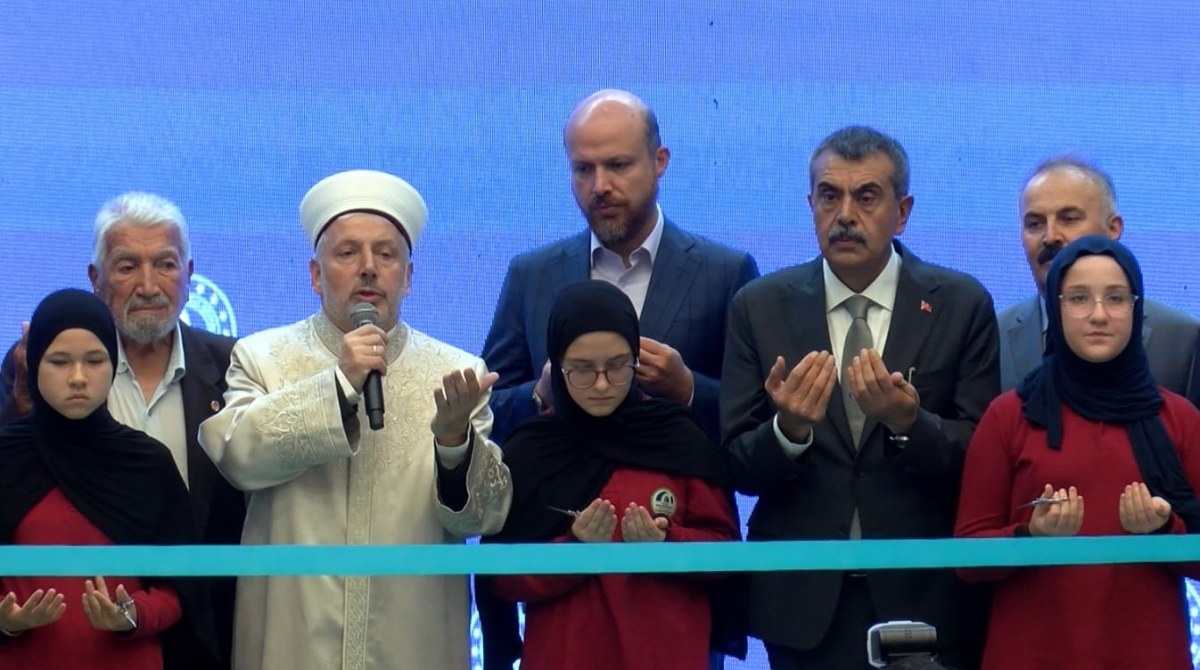 Bakan Tekin: Derslik başına d&uuml;şen &ouml;ğrenci sayısı, OECD ortalamasının &uuml;zerinde (2)