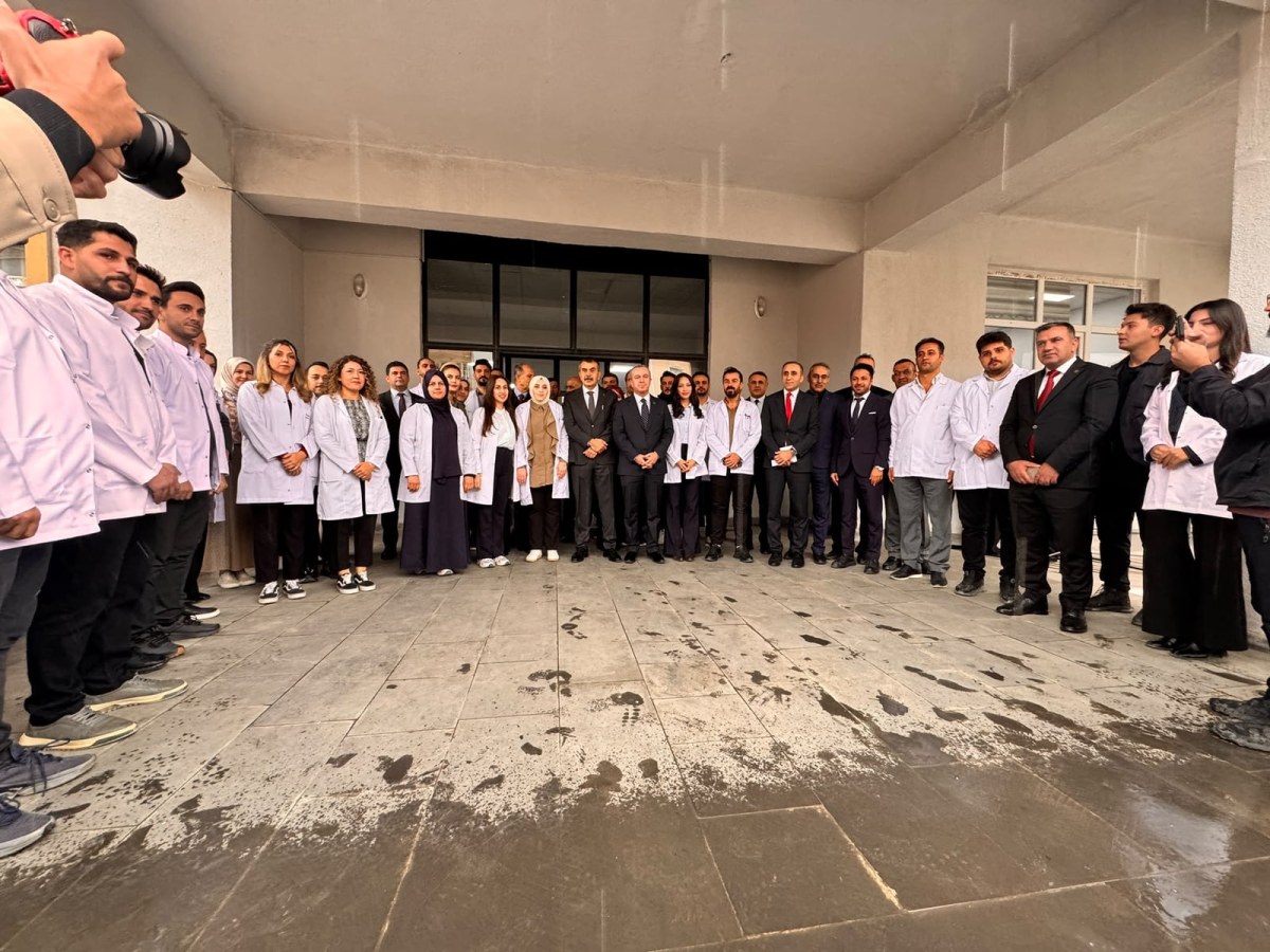 Bakan Tekin: En b&uuml;y&uuml;k borcumuz bu birlikteliği yeniden inşa etmek (2)