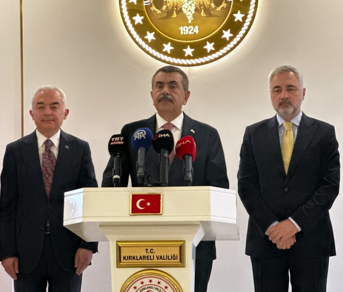 Bakan Tekin: T&uuml;rkiye, PISA 2025&rsquo;te &uuml;&ccedil; alanda da performansını artıran tek &uuml;lke