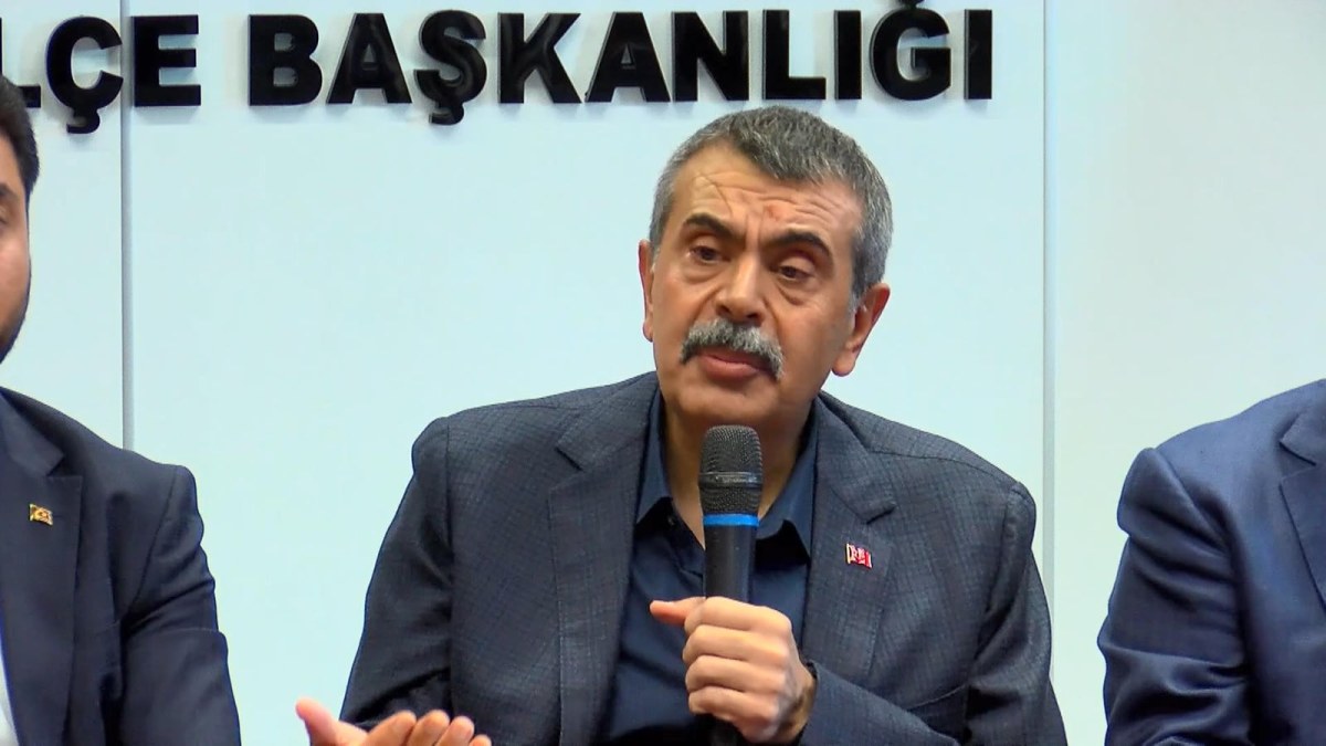 Bakan Tekin: Vatandaşımızın g&uuml;ndeminin ne olduğunu raporlayıp &ccedil;&ouml;z&uuml;m &ouml;nerileri geliştireceğiz / Ek g&ouml;r&uuml;nt&uuml; ve fotoğrafla