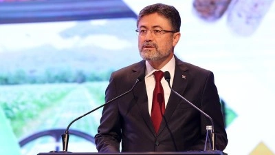 Bakan Yumaklı&rsquo;dan arı zehri a&ccedil;ıklaması: Daha iyi noktaya taşıyacak!