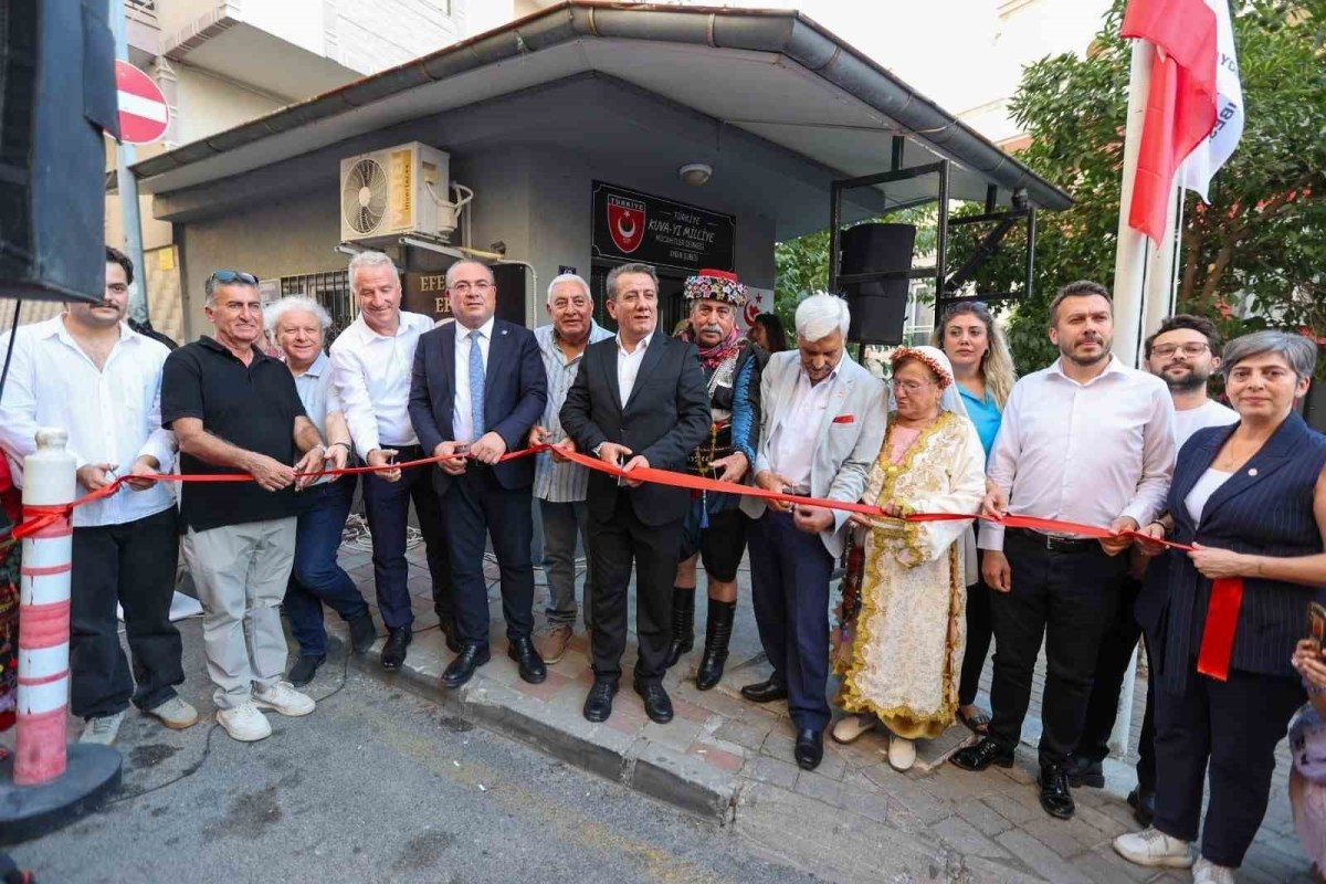Başkan Yetişkin, Kuva-yı Milliye M&uuml;cahitler Derneği Aydın Şubesi&rsquo;nin hizmet binasını a&ccedil;tı