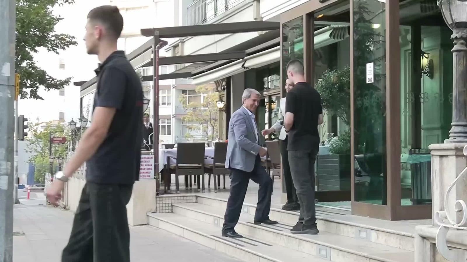 Beş siyasi parti liderinin Ankara&rsquo;daki toplantısı başladı