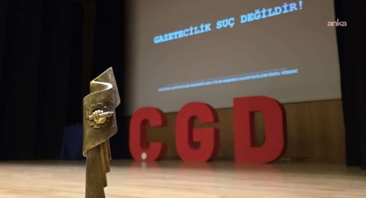 &Ccedil;GD: "Son d&ouml;nemde haberi kriminalize eden iklime son verilmeli, meslektaşlarımız serbest bırakılmalıdır"