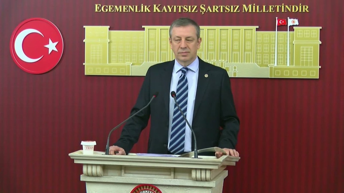 CHP'li T&uuml;reli: "Hi&ccedil; kimse Orta Vadeli Program'da yer alan hedeflere inanmıyor"