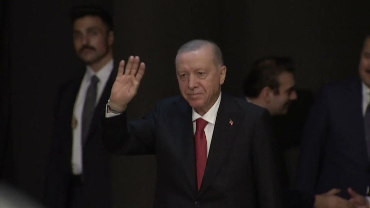 Cumhurbaşkanı Erdoğan: Adı gibi ak olan bu hareketi lekelemek i&ccedil;in her yolu deniyorlar