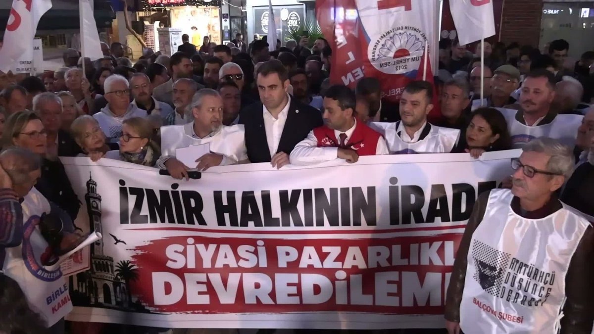Cumhuriyet ve Emek Bileşenlerinden Cemil Tugay&rsquo;a tepki: Yetkiyi veren İzmir halkıdır