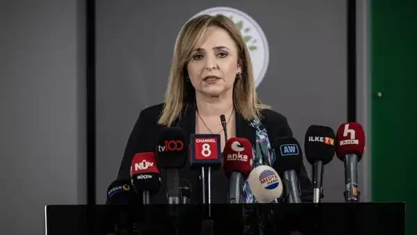 DEM Parti'den 's&uuml;re&ccedil;' a&ccedil;ıklaması: 'Silahsızlanmaya ilişkin somut gelişmeler bekliyoruz'
