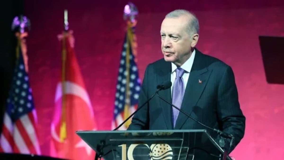 Erdoğan&rsquo;dan fon soruşturmasına ilişkin ilk a&ccedil;ıklama: Sorumluluğu olan kim varsa hesap sorulacak!