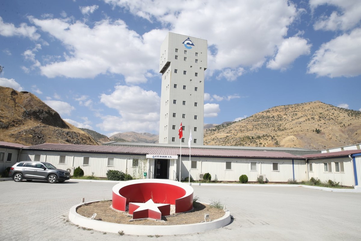 Eti Bakır Siirt İşletmesinde yılda 1 milyon ton t&uuml;venan cevher &ccedil;ıkarılıyor
