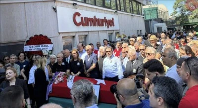Gazeteci Ş&uuml;kran Soner son yolculuğuna uğurlandı