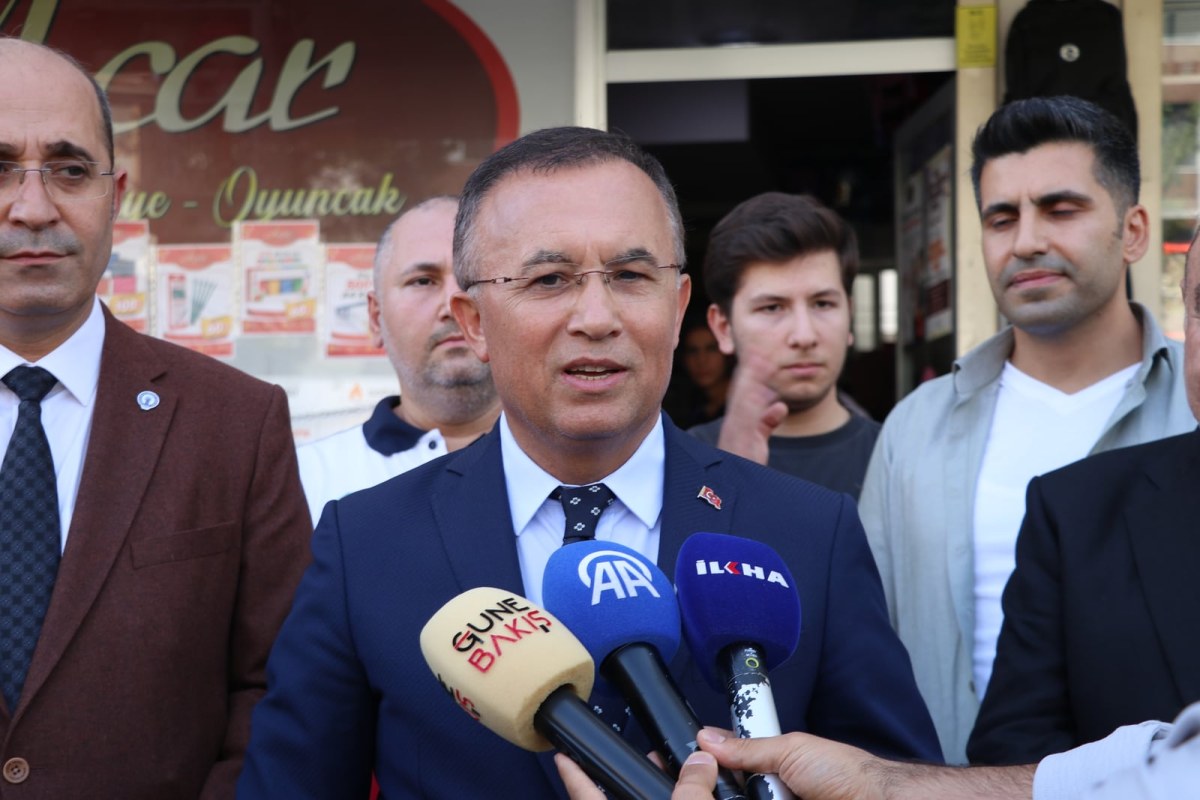 Gaziantep'te ihtiya&ccedil; sahibi &ouml;ğrencilere kırtasiye desteği devam ediyor