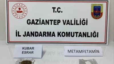 Gaziantep&rsquo;te jandarmadan 3 il&ccedil;ede eş zamanlı darbe!