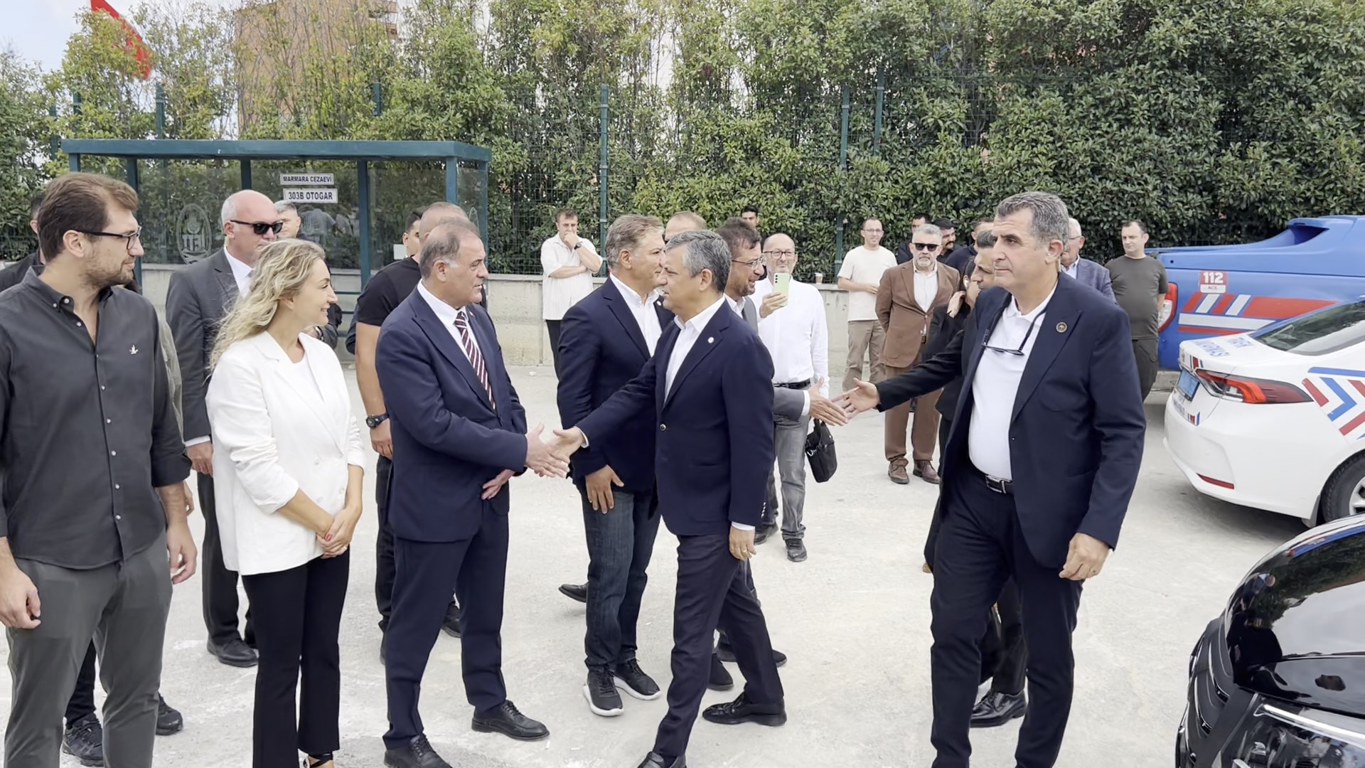 'İBB'ye y&ouml;nelik 'Yolsuzluk' davasında duruşma yarına ertelendi / Geniş haber