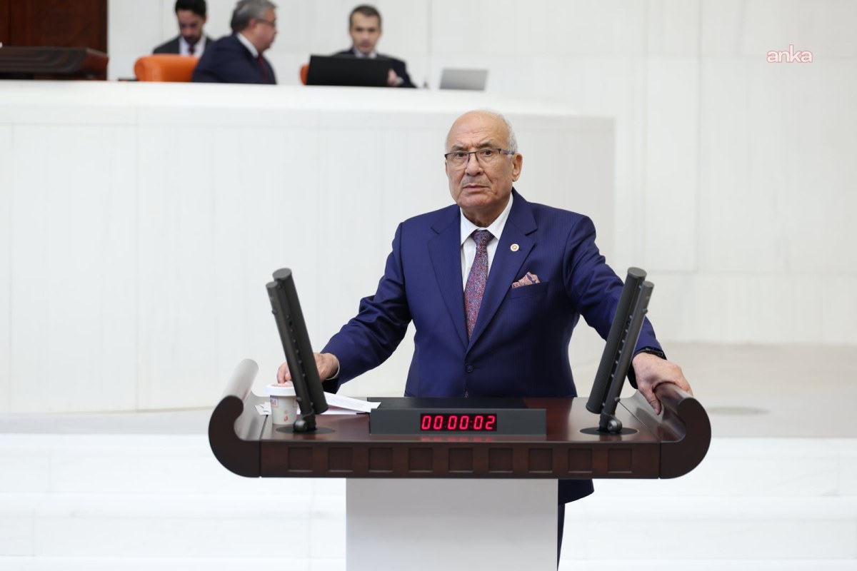 İYİ Partili Kocamaz'dan Mersin'deki belediye operasyonlarına tepki: "&rsquo;Adaletin gecikmeden, eksiksiz ve herkese eşit şekilde tecelli etmesi dileğiyle"