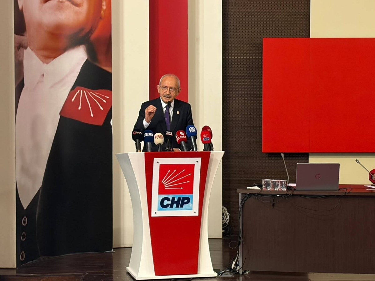 Kılı&ccedil;daroğlu, staj ve &ccedil;ıraklık mağdurlarıyla bir araya geldi