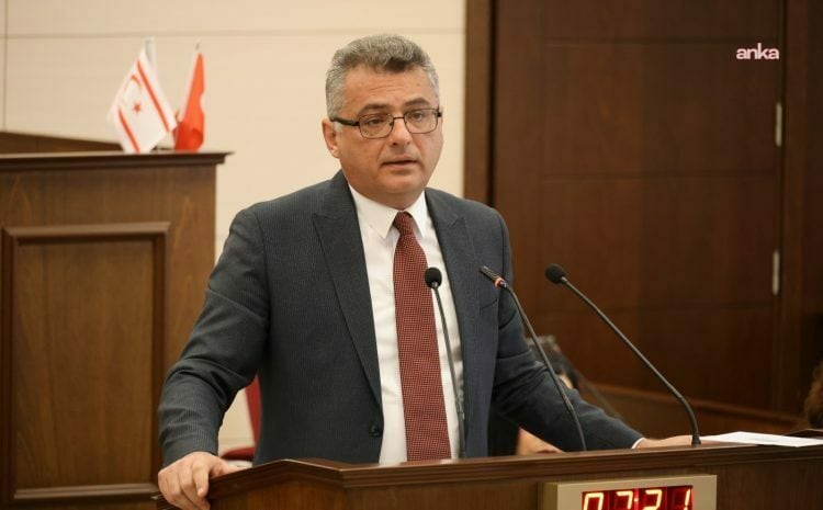 KKTC Cumhurbaşkanı Erh&uuml;rman'dan BM temasları &ouml;ncesinde a&ccedil;ıklama: "5+1 olsun diye 5+1'i doğru bulmuyoruz"