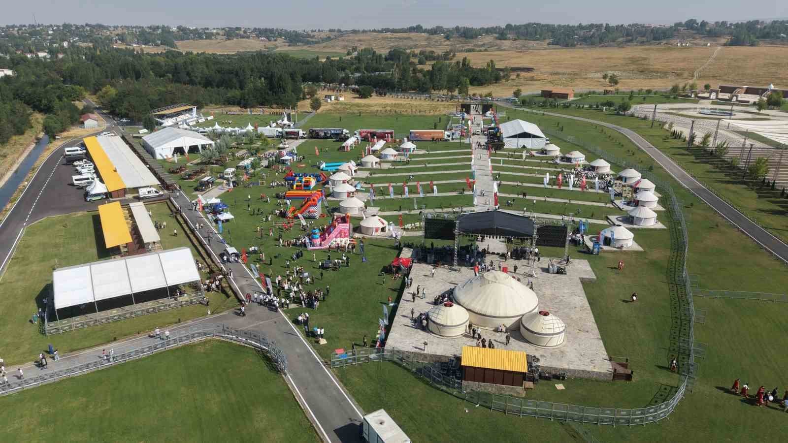 Malazgirt Zaferi&rsquo;nin 955. yıl d&ouml;n&uuml;m&uuml; etkinlikleri başladı