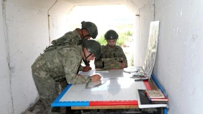 Mehmet&ccedil;ik, ağır silah atışları ger&ccedil;ekleştirdi