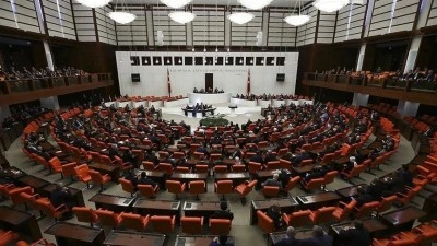 Milyonların g&ouml;z&uuml; TBMM'de: Ehliyetten emekli maaşına, PTT'den havacılığa her şey değişiyor!