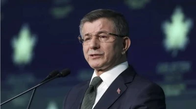 Neden iktidar Davutoğlu i&ccedil;in frene bastı? - Zeynel L&uuml;le yazdı