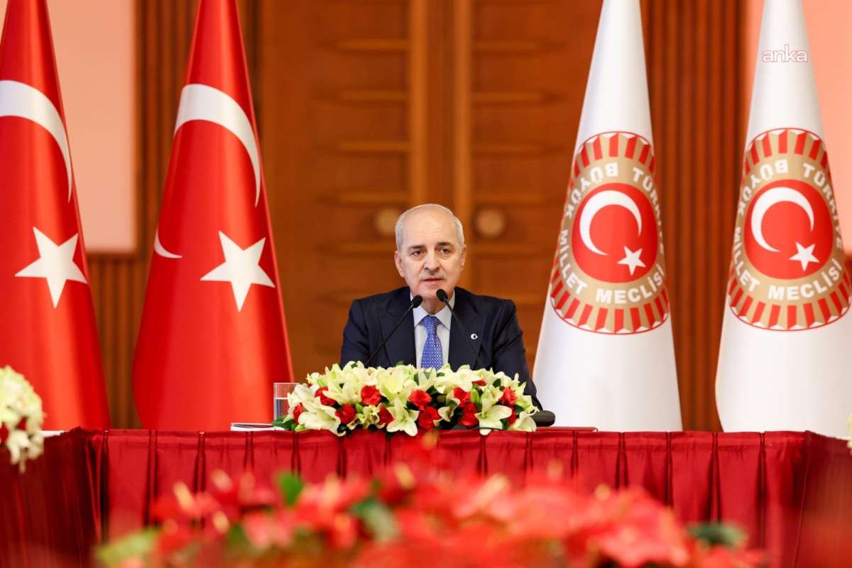 Numan Kurtulmuş'tan Prof. Ku&ccedil;uradi i&ccedil;in taziye mesajı