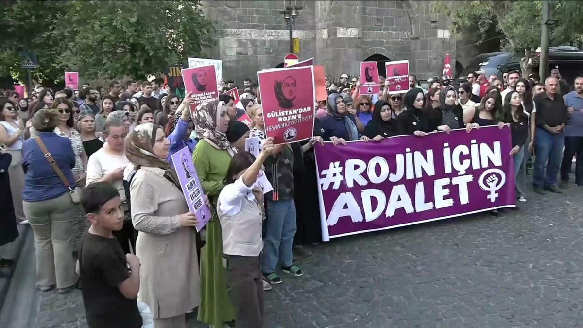 Rojin Kabaiş&rsquo;in &ouml;l&uuml;m&uuml;n 2&rsquo;nci yılı&hellip; Diyarbakır&rsquo;da y&uuml;r&uuml;y&uuml;ş... 