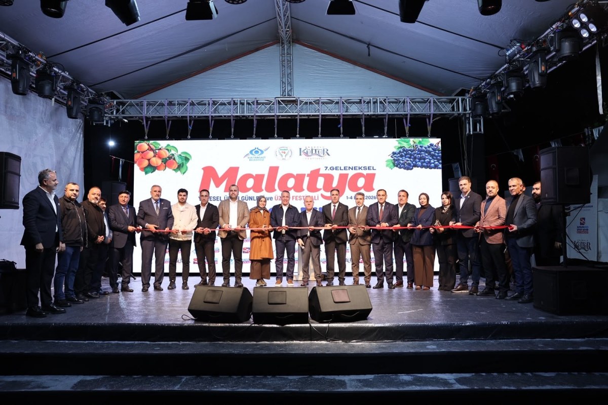 Sultangazi&rsquo;de Anadolu K&uuml;lt&uuml;r Festivali Malatya ile başladı