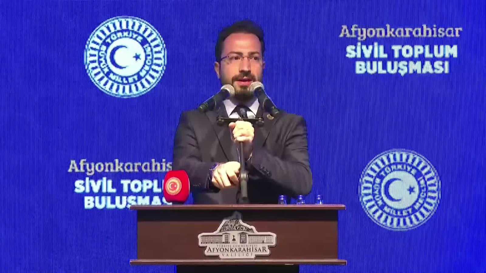 TBMM Başkanı Kurtulmuş: "&Uuml;mit ediyoruz ki &ccedil;ok kısa bir s&uuml;rede silahlar tamamıyla teslim edilecek"
