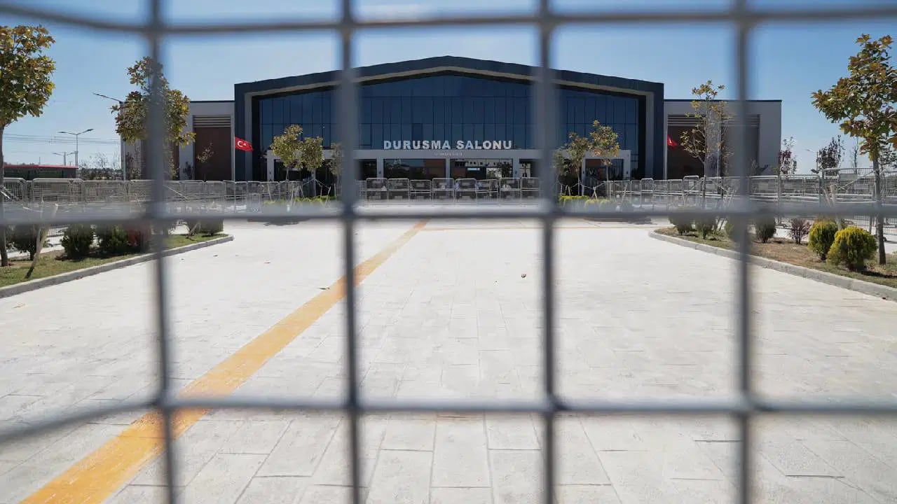 TGC'den İBB davası ile Bakanlık toplantısındaki akreditasyon ayrımcılığına tepki