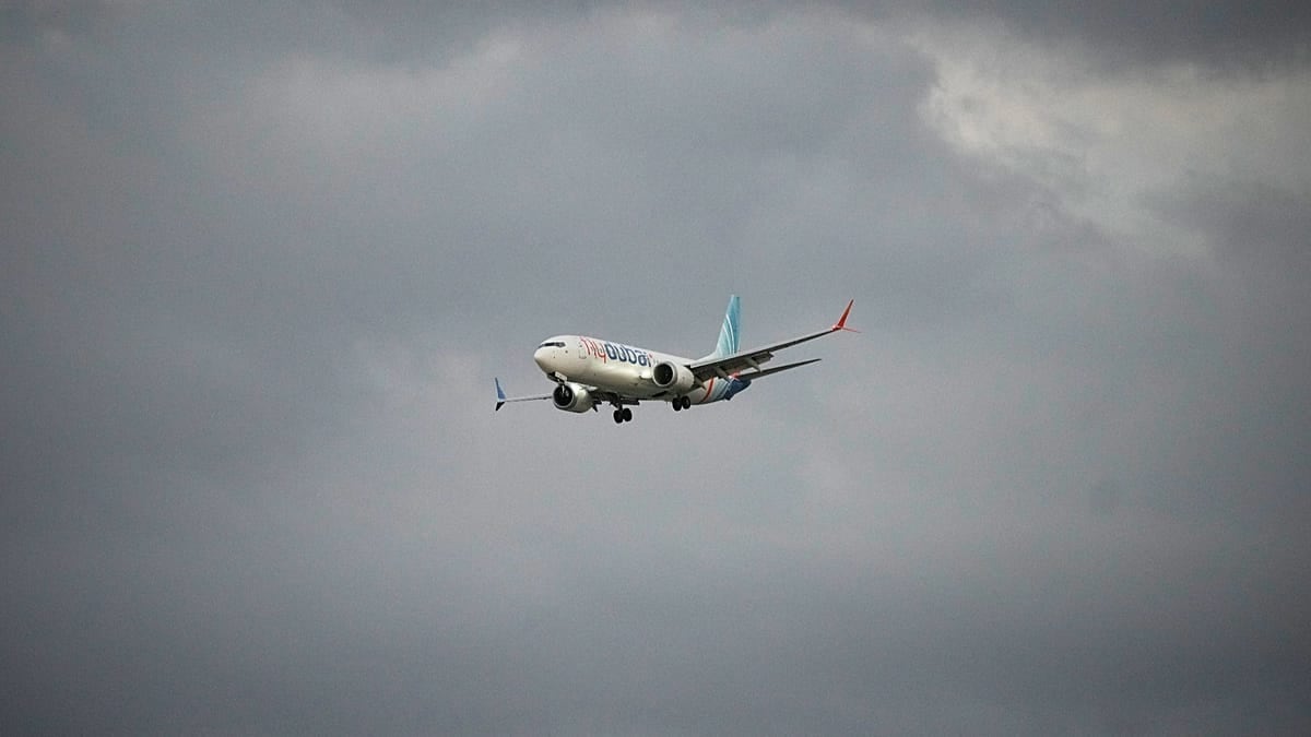 Trump'tan flydubai saldırısı &uuml;zerinden İran'a tehdit