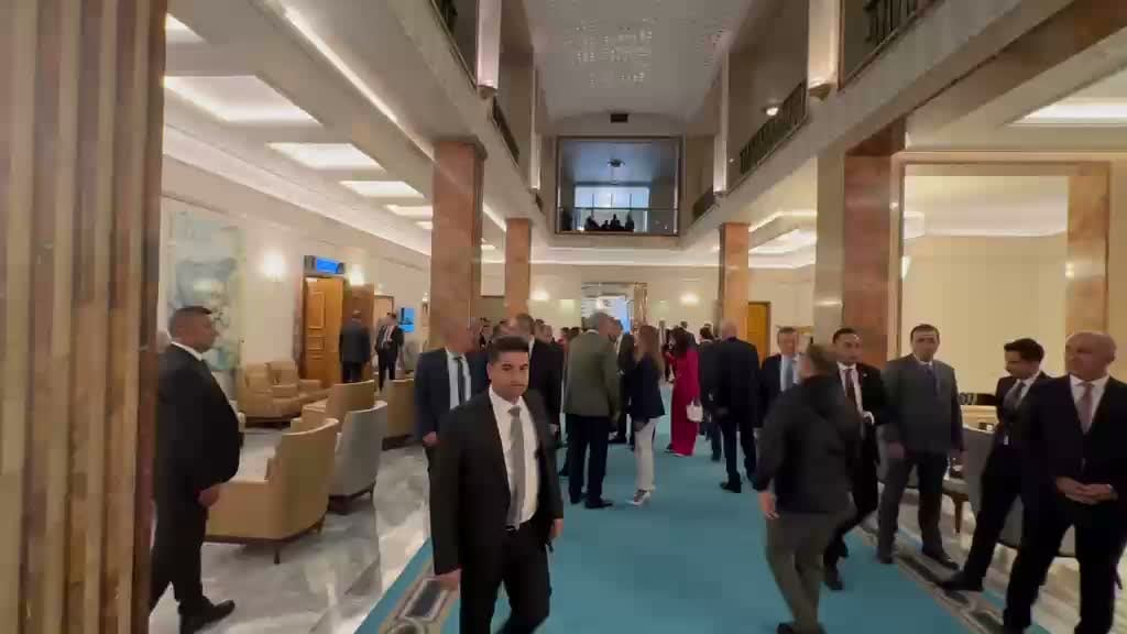 T&uuml;lay Hatimoğulları'ndan "fon krizi" değerlendirmesi: "Kimin ne ilişkisi varsa a&ccedil;ığa &ccedil;ıkarılmalı, yargılanmalı"