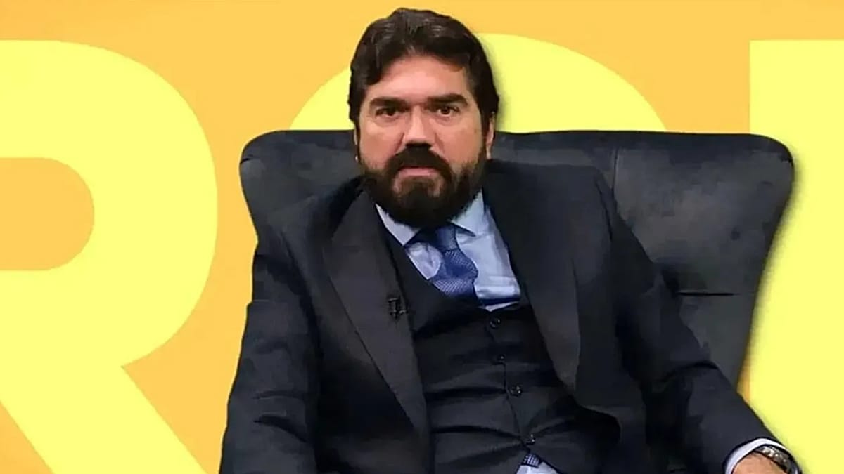 &Uuml;&ccedil; aydır tutuklu olan Rasim Ozan K&uuml;tahyalı tahliye edildi