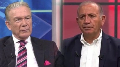 Uğur D&uuml;ndar ile G&uuml;rsel Tekin arasında polemik: Canlı yayında a&ccedil;ıklama yaptı