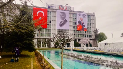 YENİ PARTİ'DEN İBB VE &Uuml;SK&Uuml;DAR A&Ccedil;IKLAMASI: &ldquo;AKP'NİN BUNA HAZIRLANDIĞI A&Ccedil;IK&rdquo;